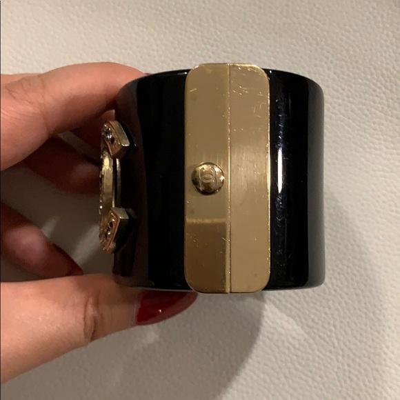 Chanel Cuff - Picture 3 of 3